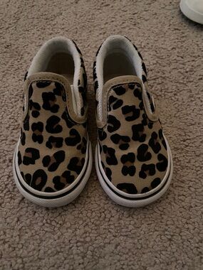 Vans Toddler Leopard Slip-On Sneakers - Tan & Black